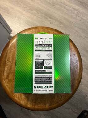 Sentry HM962 Deep Bass Stereo Headphones with Microphone - Green/Black